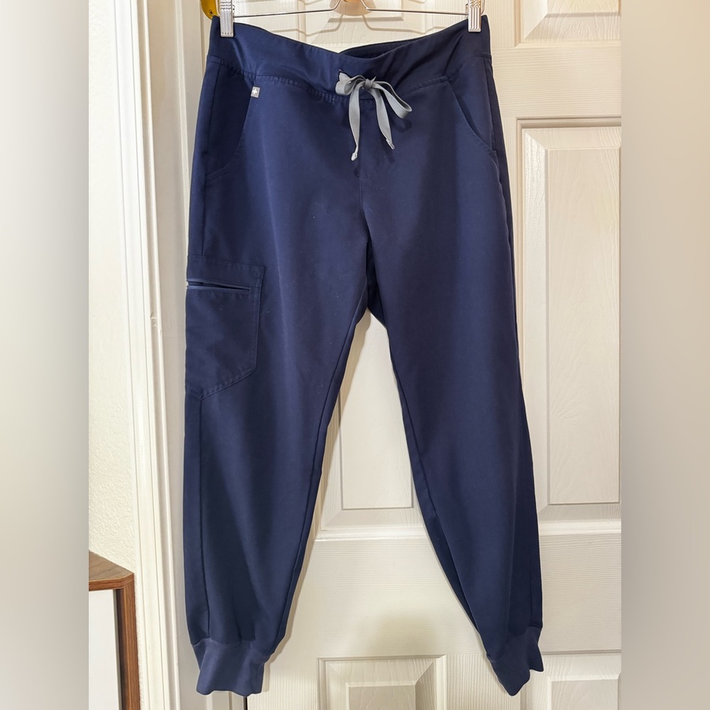 Women’s Figs Zamora Jogger Scrub Pants